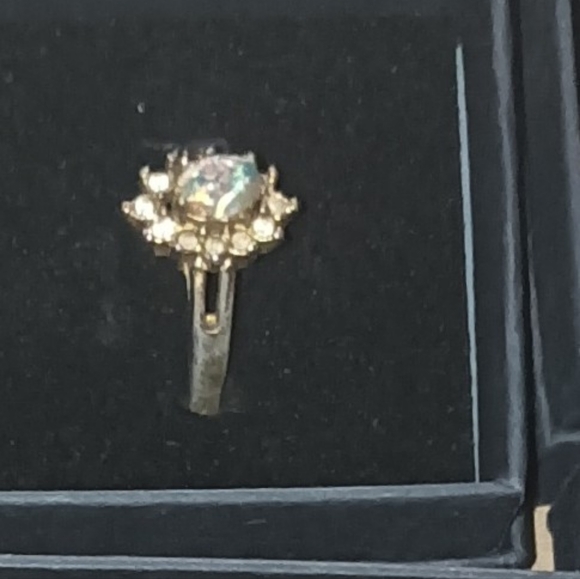 Ring - Picture 2 of 3